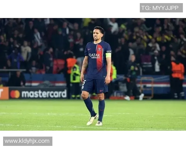 马尔基尼奥斯：从年轻天才到世界级后卫的传奇之路